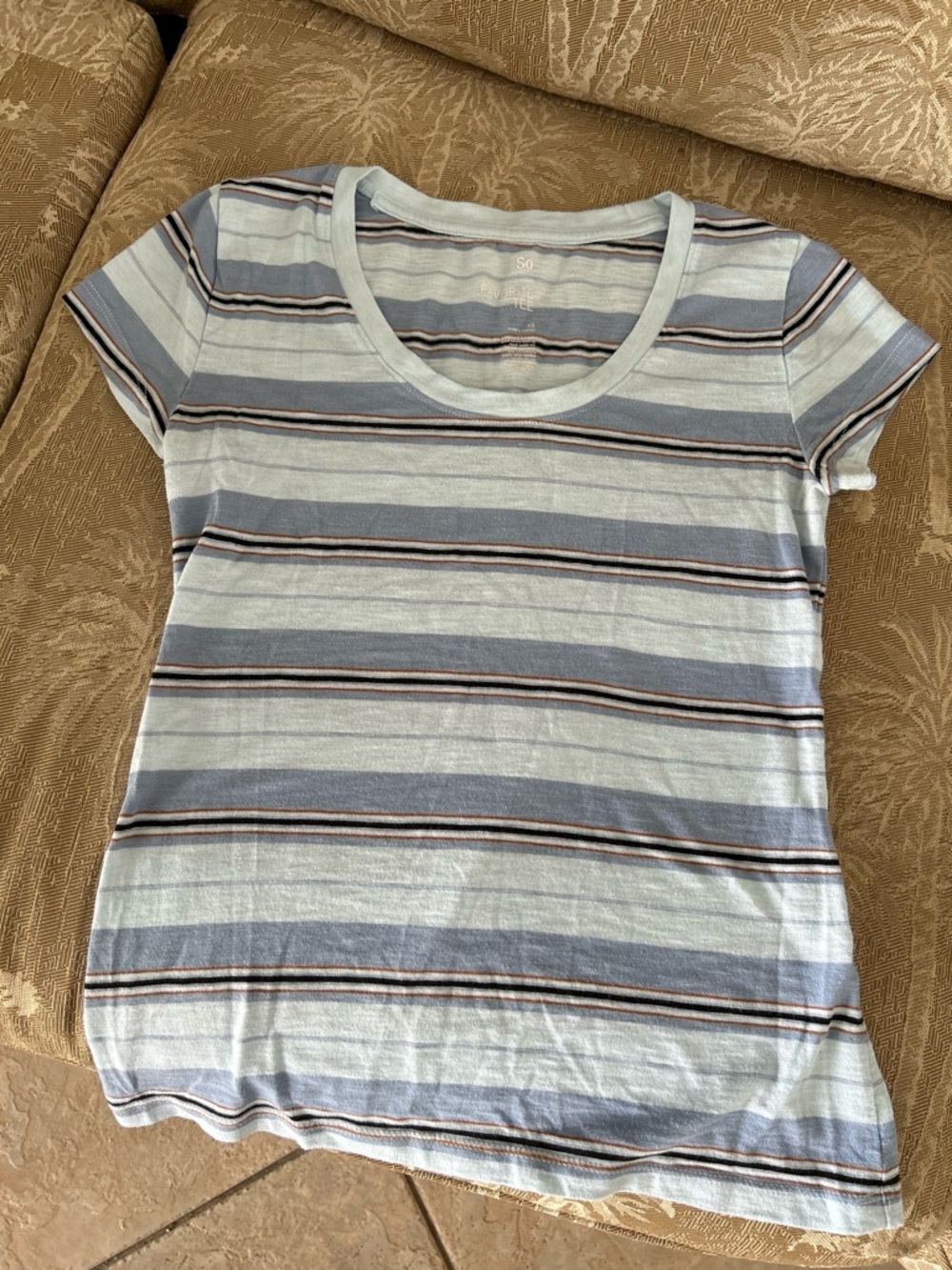 SO Striped Scoop Neck Tee in Light Blue, Navy & Cream
